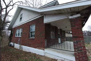 420 Jefferson Ave, Alton, IL 62002 - Photo 2