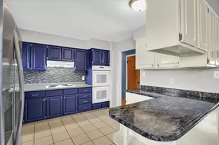 2401 Arden Dr, Champaign, IL 61821 - Photo 14