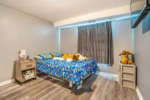 4553 W 56th St, Chicago, IL 60629 - Photo 12