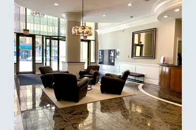 630 N State Street #2207, Chicago, IL 60654 - Photo 12