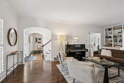 317 Vincent Court, Lake Bluff, IL 60044 - Photo 6