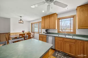 1019 Pershing Ave, Wheaton, IL 60189 - Photo 8