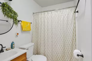 806 Sheridan Ave, Dixon, IL 61021 - Photo 12