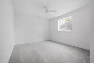 807 Verkler Ct, Bloomington, IL 61704 - Photo 16