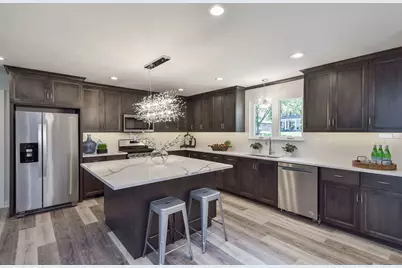 [Address not provided], Wheaton, IL 60187 - Photo 4