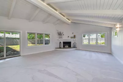 [Address not provided], Wheaton, IL 60187 - Photo 12