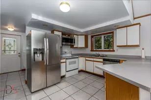 705 Cedar Ct, Varna, IL 61375 - Photo 8