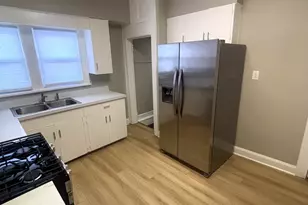 756 Walnut St, Elgin, IL 60123 - Photo 6