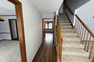 5235 Solitude Dr, Rockford, IL 61114 - Photo 32