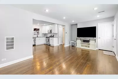 8036 Newland Avenue, Burbank, IL 60459 - Photo 4