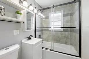 8036 Newland Ave, Burbank, IL 60459 - Photo 10