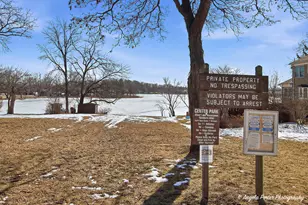 42224 N Lakeview Dr, Antioch, IL 60002 - Photo 18