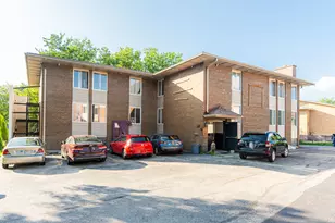 919 Greenbrier Rd, Dekalb, IL 60115 - Photo 1