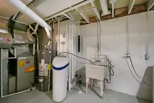 5401 W Winding Creek Dr, McHenry, IL 60050 - Photo 24