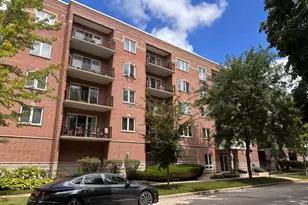 1378 Perry St, Des Plaines, IL 60016 - Photo 1