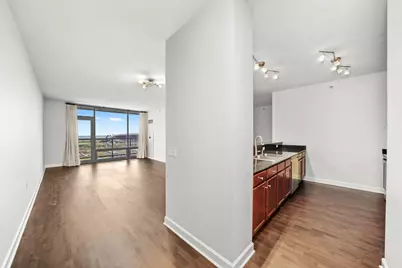 100 E 14th Street #1203, Chicago, IL 60605 - Photo 8