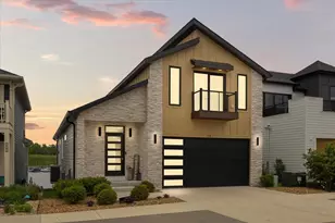 318 Leeward Way, Ottawa, IL 61350 - Photo 1
