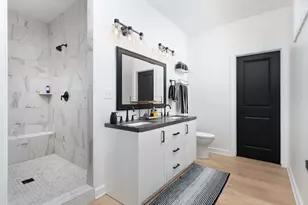 318 Leeward Way, Ottawa, IL 61350 - Photo 8