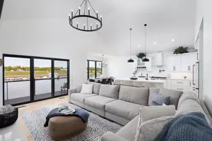 318 Leeward Way, Ottawa, IL 61350 - Photo 16