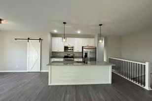 734 Anjali Court, Sycamore, IL 60178 - Photo 4