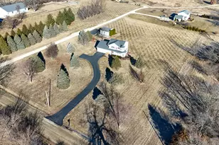 376 Kilgore Rd, Dixon, IL 61021 - Photo 2