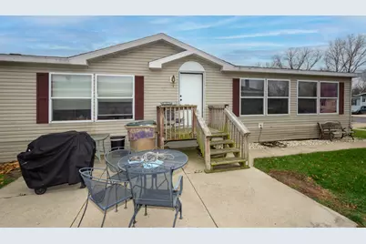 1817 104th Street #126, Pleasant Prairie, WI 53158 - Photo 2