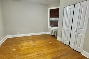 1727 W Bryn Mawr Ave, Chicago, IL 60660 - Photo 8