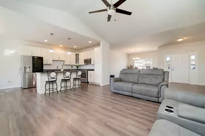 429 E Dekalb Drive, Maple Park, IL 60151 - Photo 10