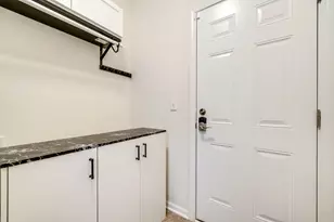 429 E Dekalb Dr, Maple Park, IL 60151 - Photo 22