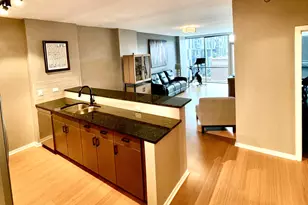 123 S Green St, Chicago, IL 60607 - Photo 2