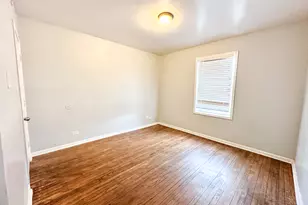 7926 S Luella Ave, Chicago, IL 60617 - Photo 16