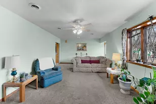 303 Jefferson St, New Boston, IL 61272 - Photo 6