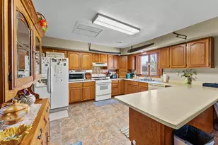 303 Jefferson St, New Boston, IL 61272 - Photo 10