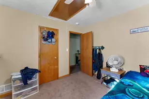 303 Jefferson St, New Boston, IL 61272 - Photo 26