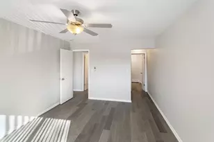 705 S Milwaukee Ave, Libertyville, IL 60048 - Photo 12