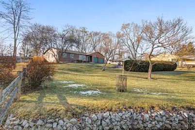 934 Highland Road, Mundelein, IL 60060 - Photo 2
