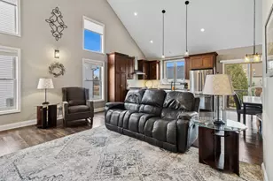 539 Sudbury Cir, Oswego, IL 60543 - Photo 6