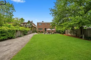 9209 S Hoyne Ave, Chicago, IL 60643 - Photo 32