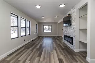 7604 N 2nd St, Machesney Park, IL 61115 - Photo 10