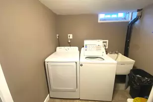 18W268 Standish Ln, Villa Park, IL 60181 - Photo 22