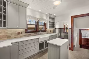 761 South St, Elgin, IL 60123 - Photo 12