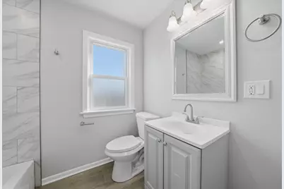 9527 S Woodlawn Avenue, Chicago, IL 60628 - Photo 26