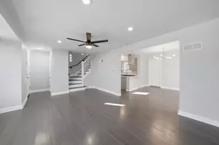 9527 S Woodlawn Ave, Chicago, IL 60628 - Photo 4