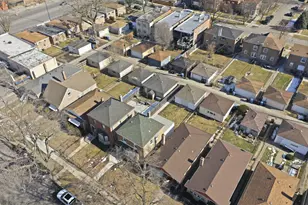 9527 S Woodlawn Ave, Chicago, IL 60628 - Photo 30