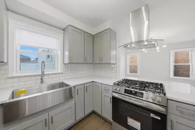 9527 S Woodlawn Avenue, Chicago, IL 60628 - Photo 12