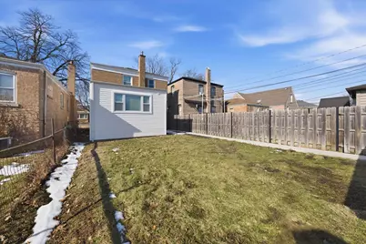 9527 S Woodlawn Avenue, Chicago, IL 60628 - Photo 28