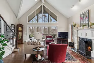 1186 Willowgate Ln, Saint Charles, IL 60174 - Photo 4