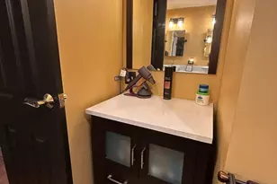 2S230 Ivy Ln, Lombard, IL 60148 - Photo 16