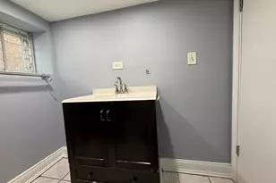 2133 W 71st St, Chicago, IL 60636 - Photo 30