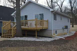 32 Magnolia Dr, Putnam, IL 61560 - Photo 1